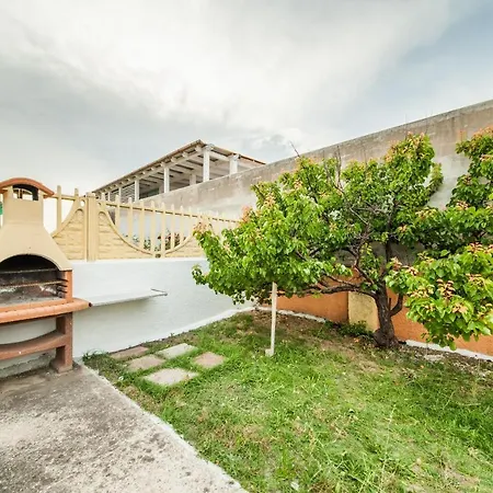 Casa Al Mare Con Parcheggio Privato E Veranda 펜션 *